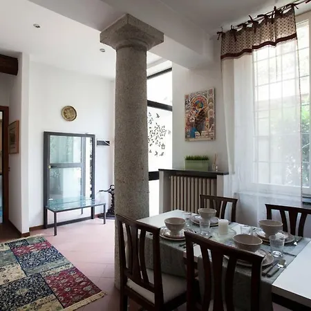 Charming Navigli Apartman Milánó